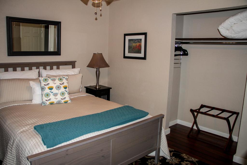 The 8th Street Retreat Ferienhaus